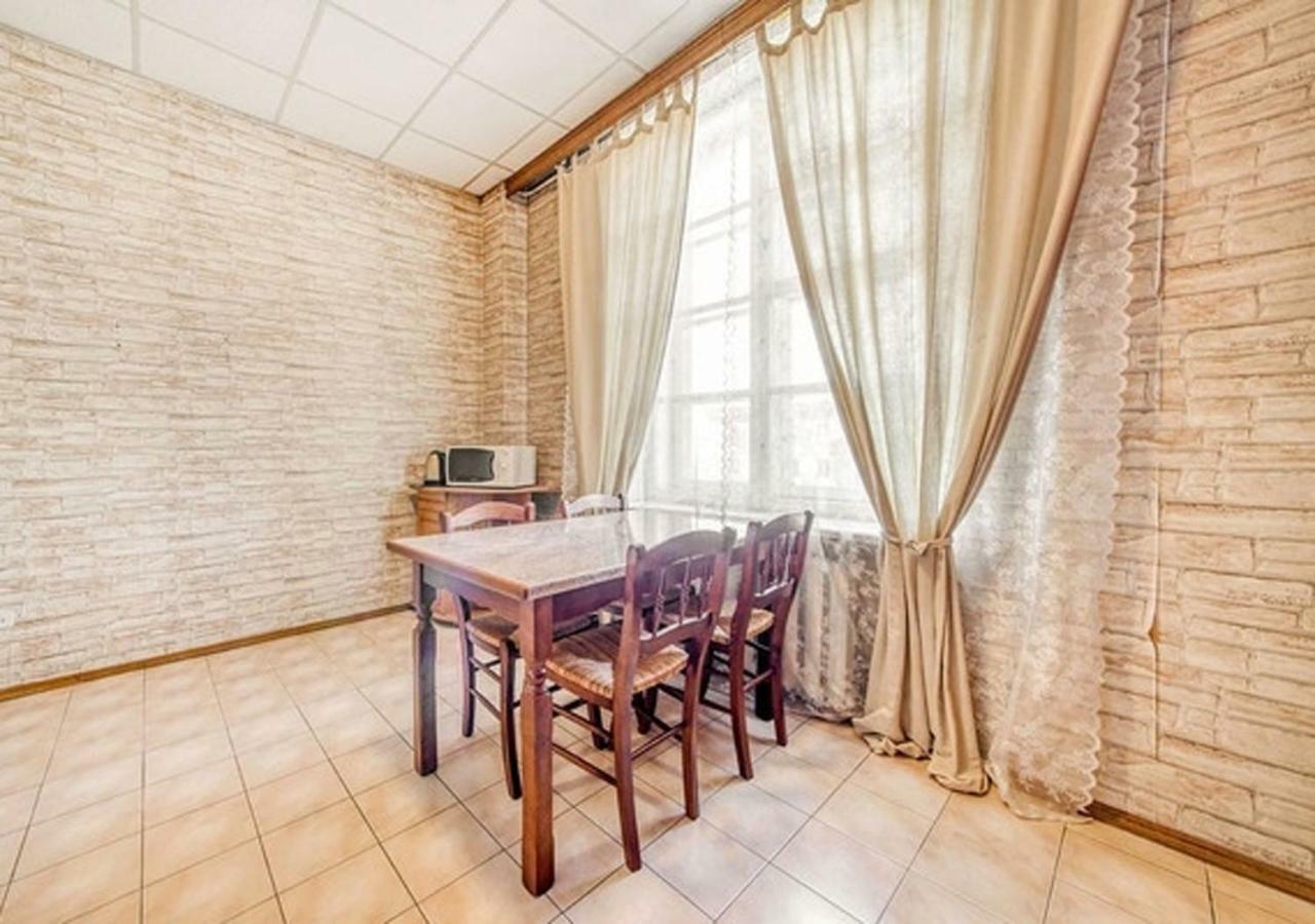 Apartments In The Center Of Minsk On Nezavisimosti 12 エクステリア 写真